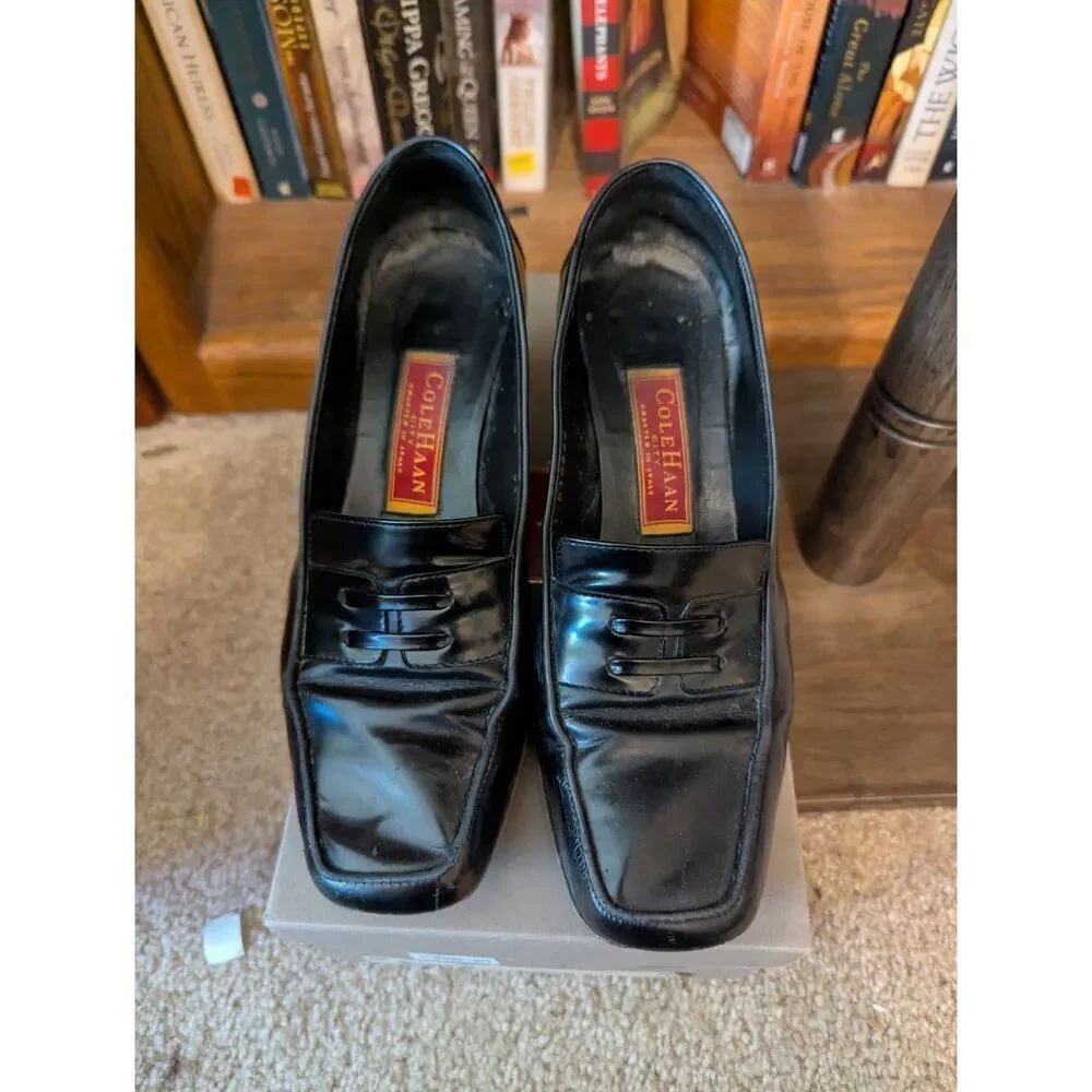 Cole Haan City Pump Loafer Women's 7.5 Black EUC d11225 Glossy Leather with box